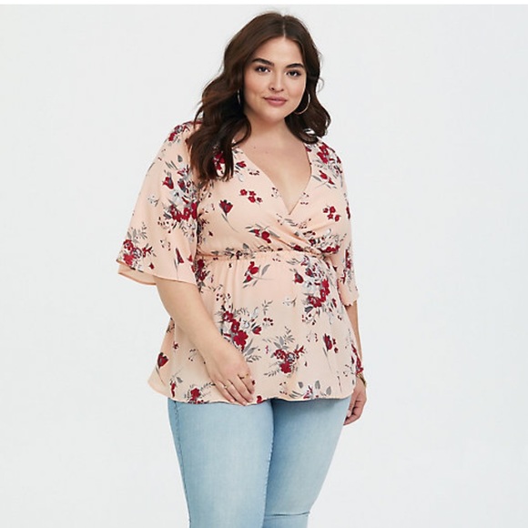 ❌SOLD❌ LILY PINK FLORAL GEORGETTE BABYDOLL BLOUSE - Picture 3 of 6